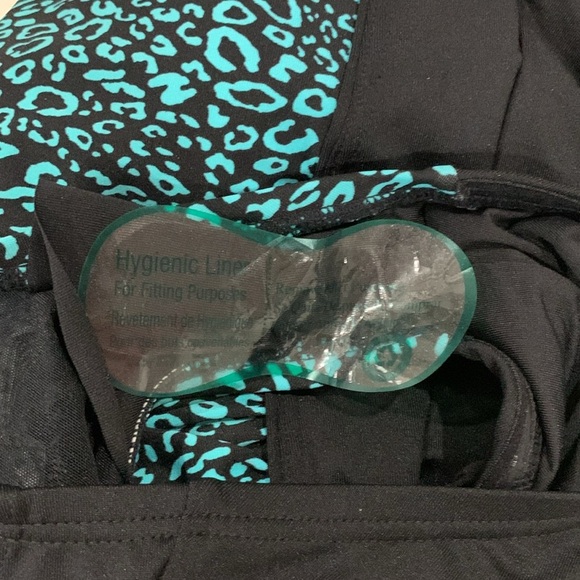 Gabar Twist Bra One Piece Swimsuit - Aqua Animal size 8 - Picture 3 of 6